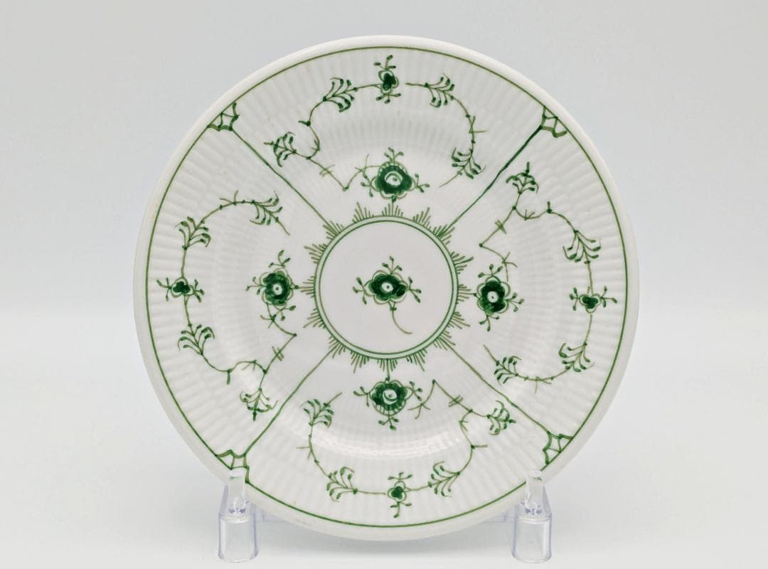 状態極良 ロイヤルコペンハーゲン グリーンフルーテッド ホテル仕様プレート 3客