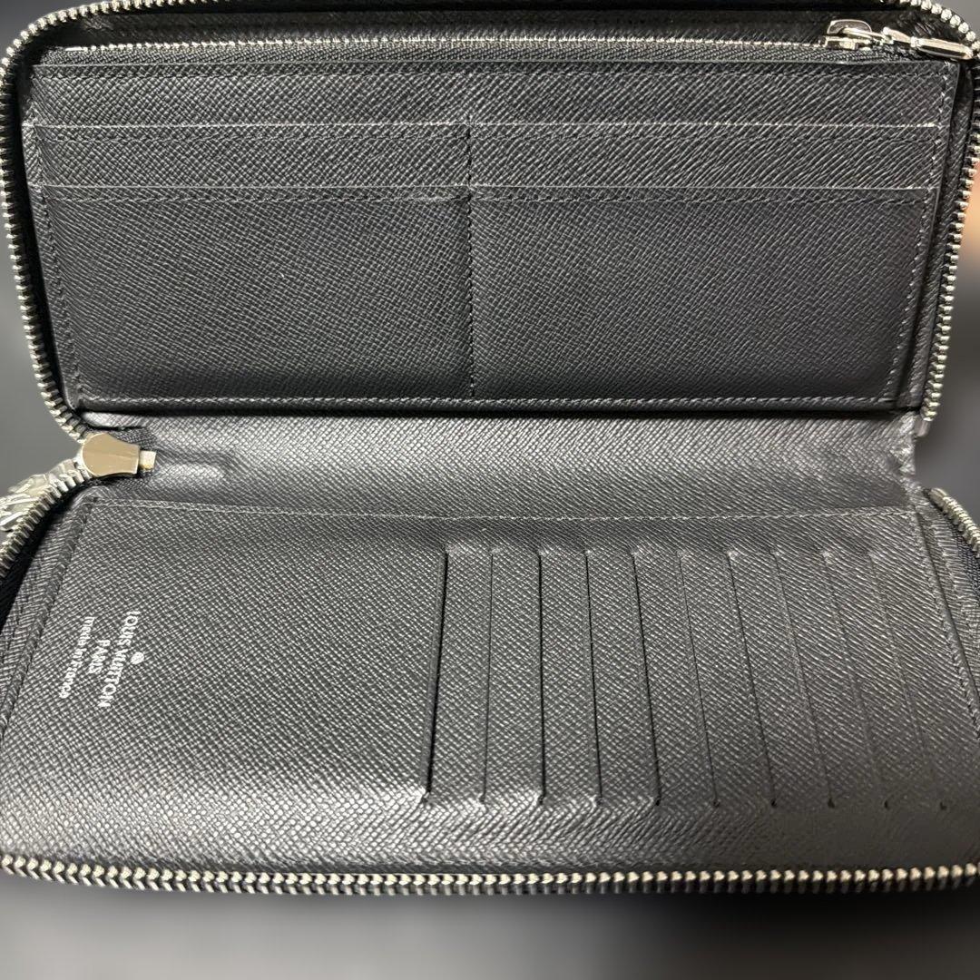 Louis Vuitton エピレザー 長財布 シルバー