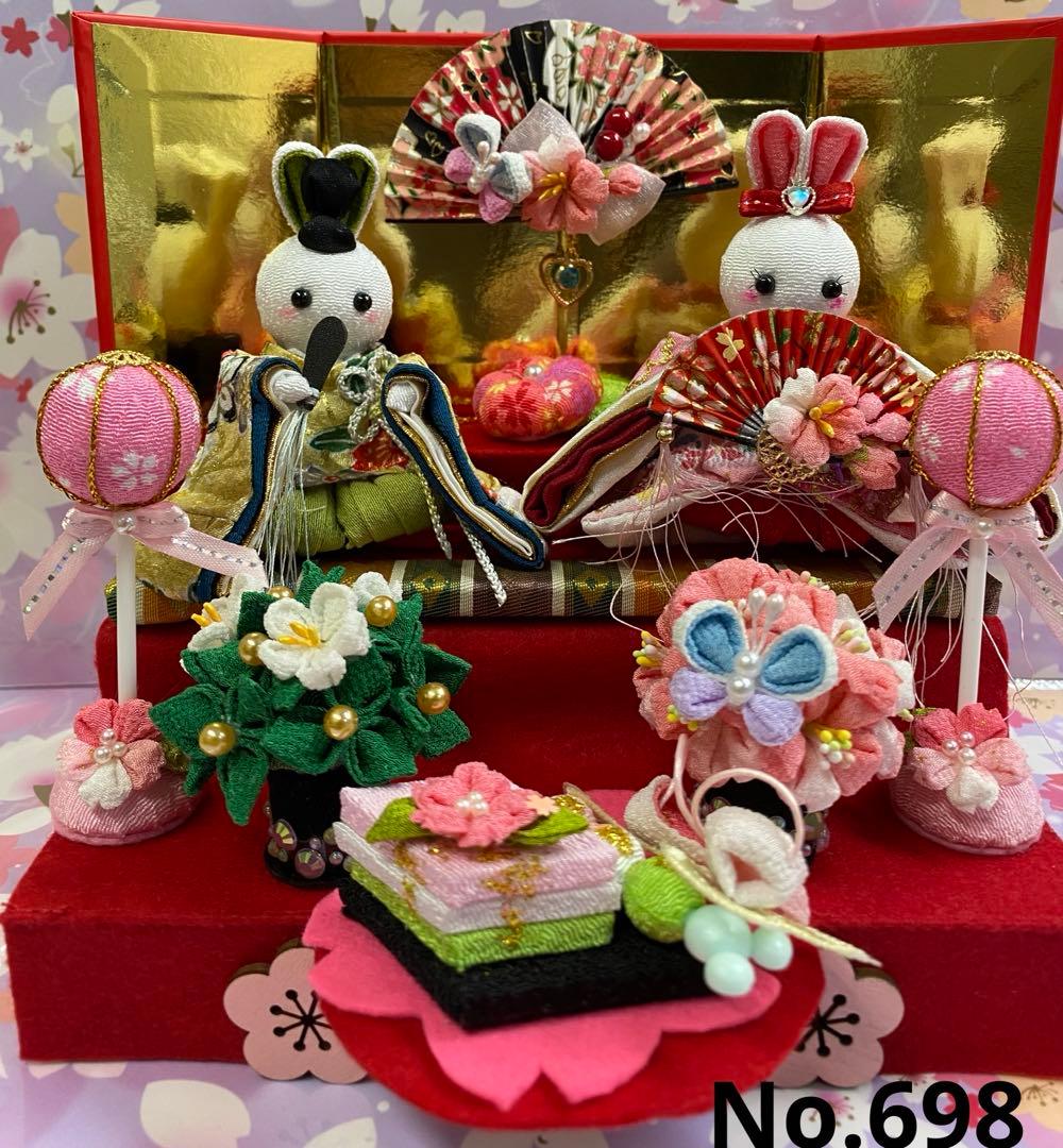 ちりめん細工　つまみ細工　うさぎ雛壇飾り　No.698 ハンドメイド