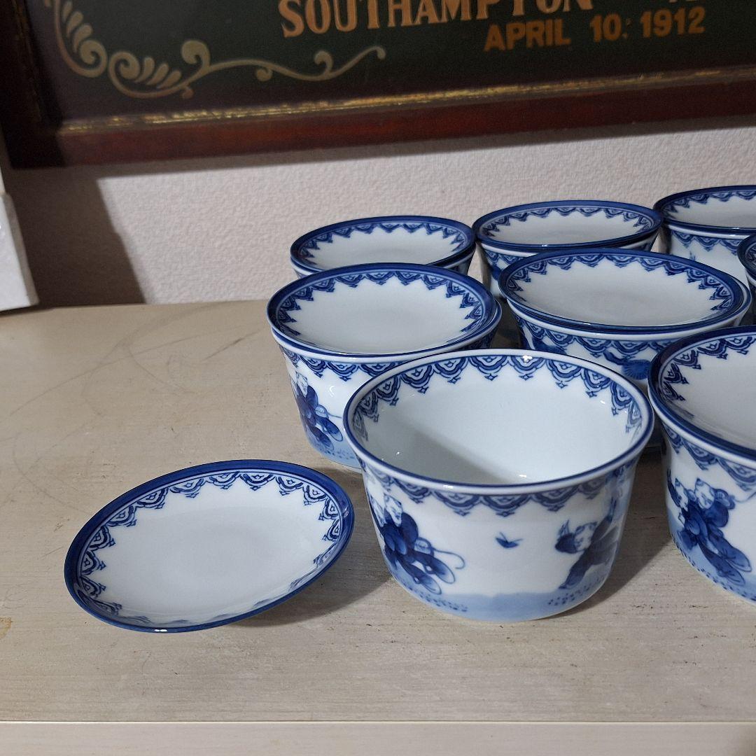 有田焼　鍋島焼　華山　蓋付き　小鉢　陶器　藍色染　付三人唐子柄　ヴィンテージ