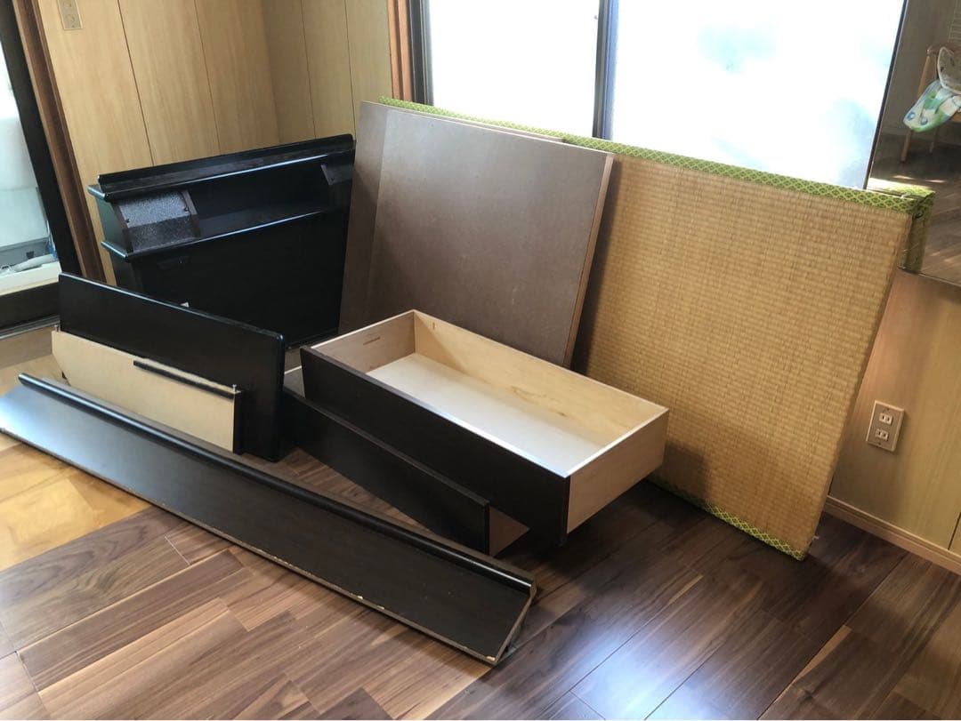 収納付きベッド　シングルベッド