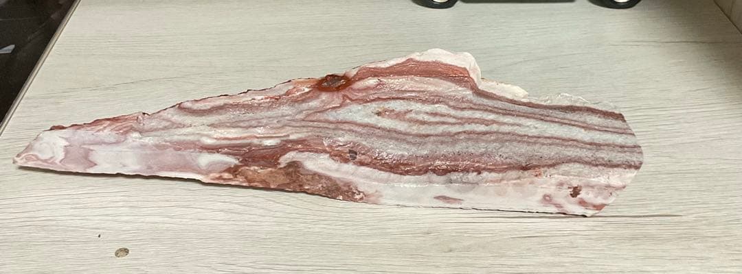 アメリカ・ユタ州産 ピンクライオライト 原石（スライス）