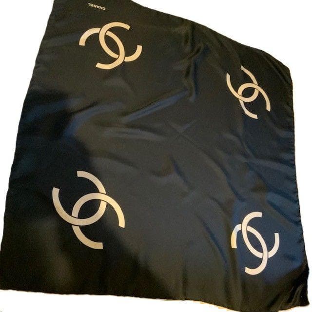 CHANEL ブラック スカーフ シルク タグ無し 本物保証