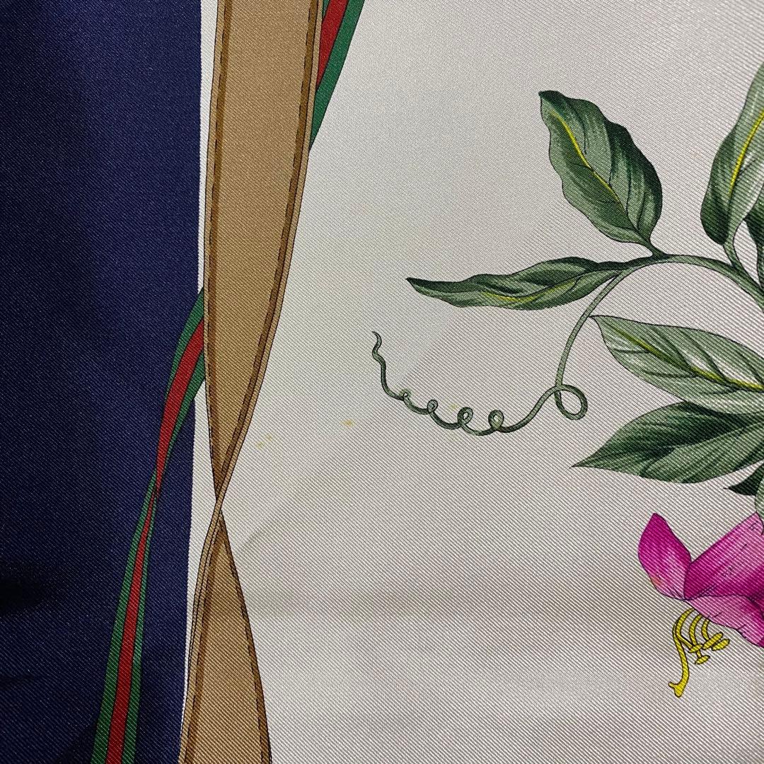 GUCCI 大判シルクスカーフ フローラル 花柄 シェリーライン ボタニカル