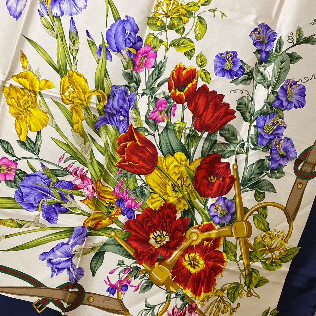 GUCCI 大判シルクスカーフ フローラル 花柄 シェリーライン ボタニカル