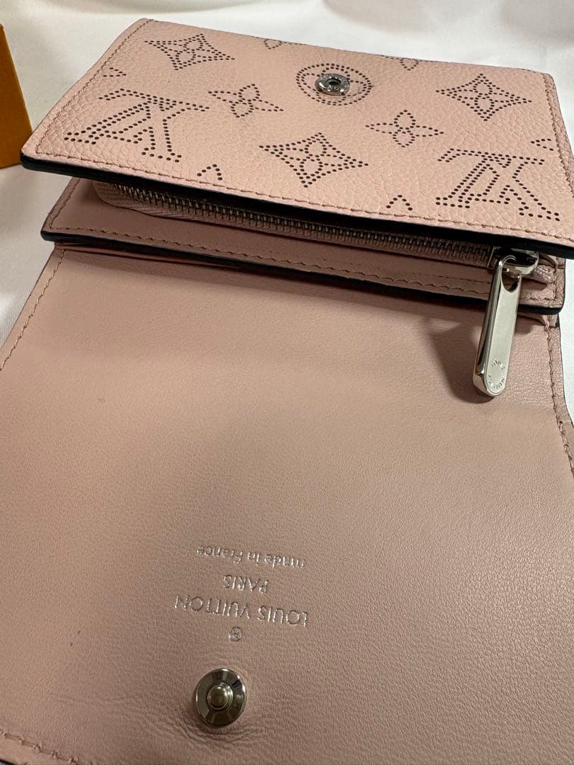 【期間限定お値下げ中】LOUIS VUITTON 二つ折り財布　ピンク