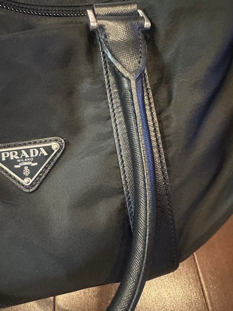 訳ありPrada ボストンバッグ 黒 ナイロン　ダイヤル式南京錠