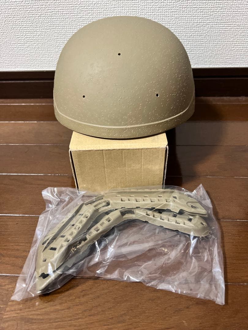 レプリカ　FTHS ヘルメット　TAN Lサイズ　ops core