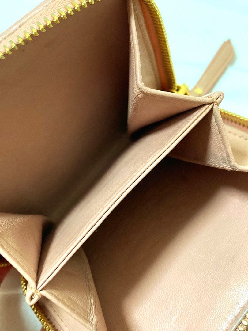 MIU MIU ミュウミュウ マテラッセ 財布 二つ折り財布 ピンク