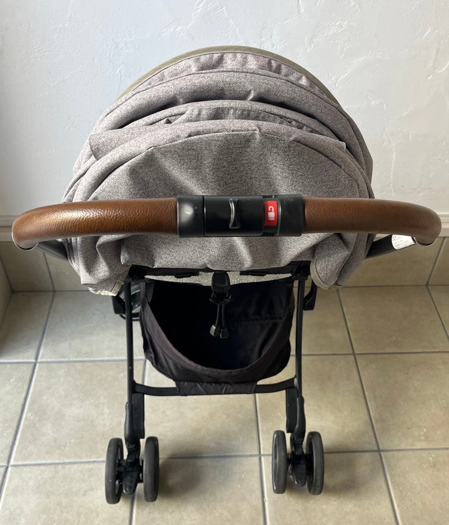 ⭐️美品　ラクーナ　ベビーカー　アップリカ　コンビ　サイベックス　ヌナ　レザー