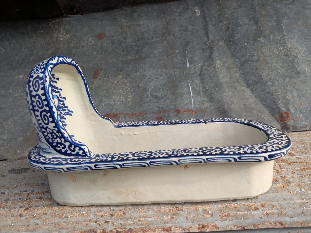 【交渉中】古便器　小便器　セット　青と白の花柄　古道具　アンティーク　伊万里焼