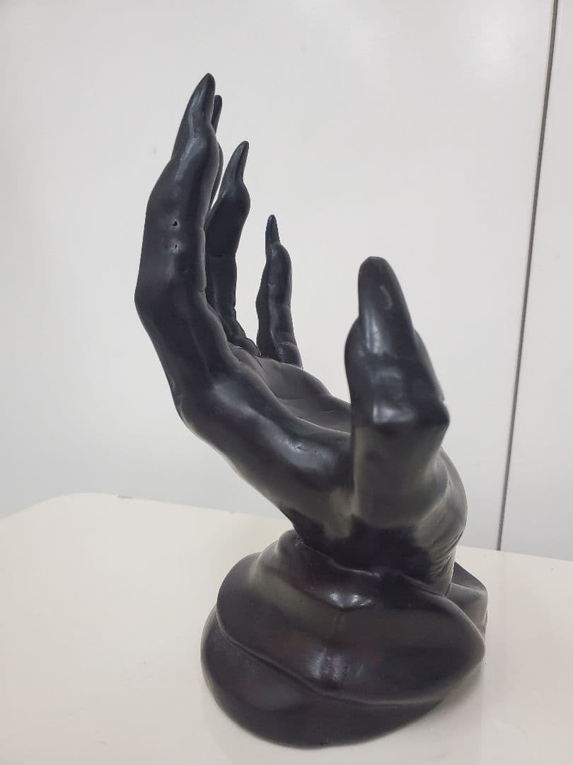 悪魔の手　devil's hand 彫刻オブジェ　ディスプレイ