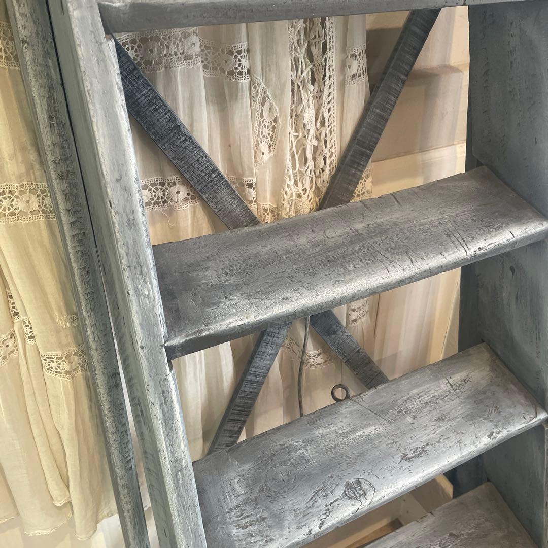 アンティークラダー