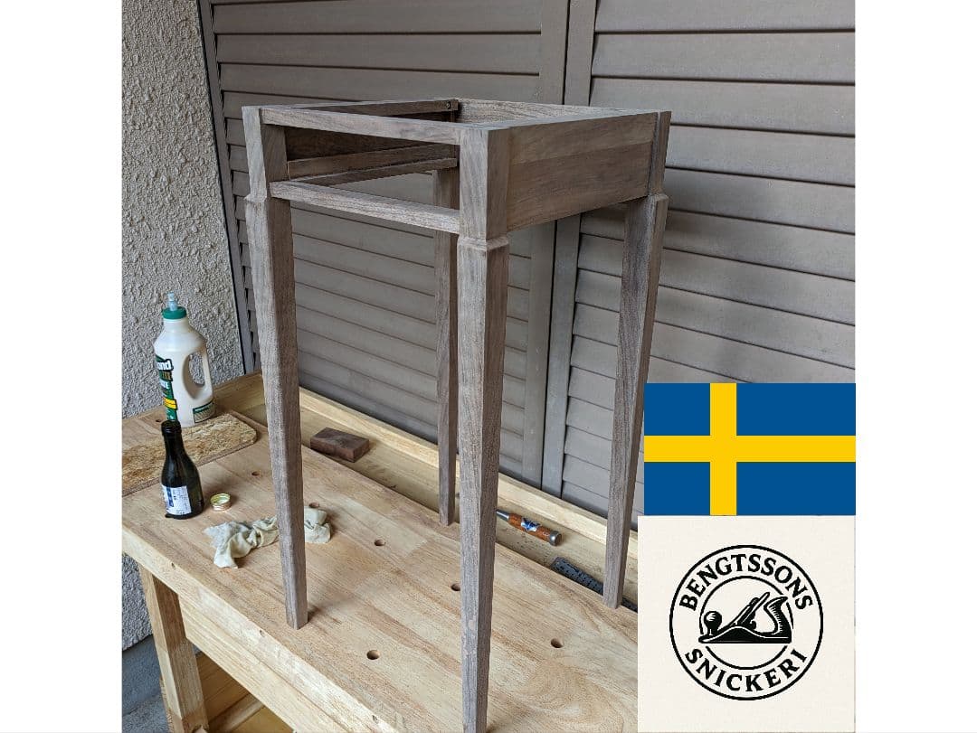 ウォールナット無垢材 サイドテーブル（伝統工法・手作り）