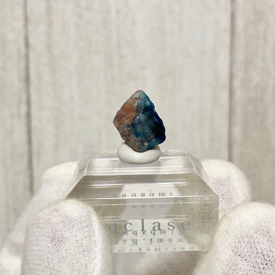 バイカラー　ユークレース　ジンバブエ産　鉱物標本　原石鉱石　天然石　ストーン