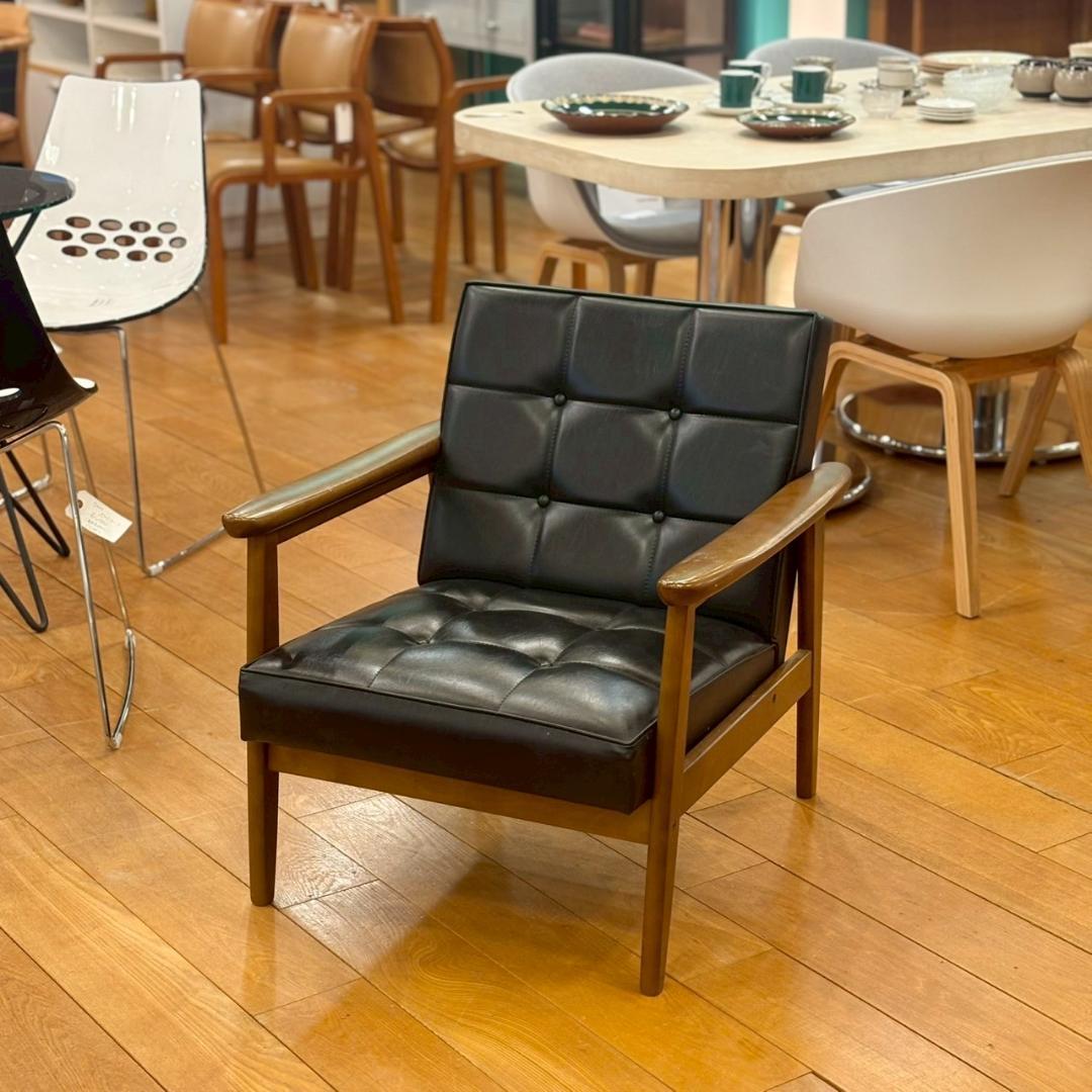 カリモク60　Kチェア　一人掛け　ソファ　レトロ　ミッドセンチュリー