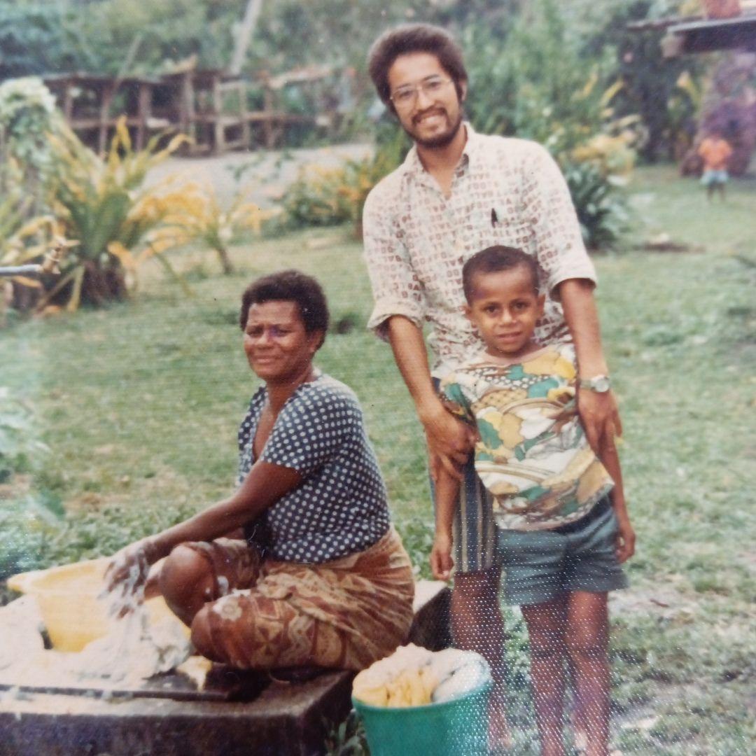 100年物鯨の歯（フィジーのタンブア）首からさげる286g