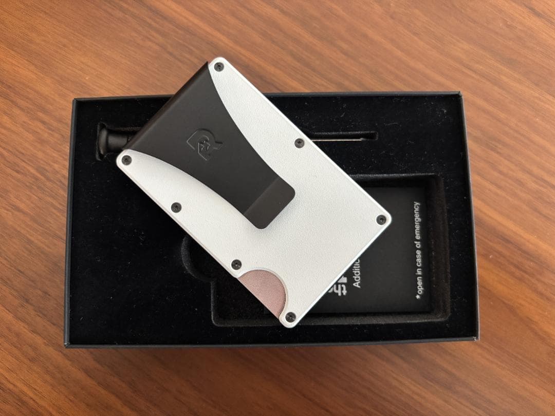 The Ridge Wallet ザ リッジ