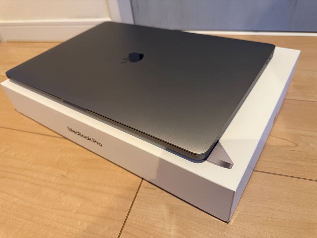 MacBookPro2019 16インチ corei7 16GB 1TB
