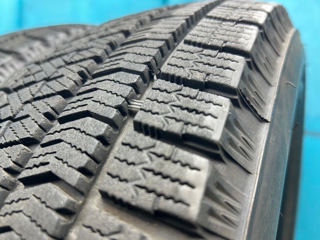①2021年製185/65R15バリ山！中古スタッドレスタイヤ2本セット