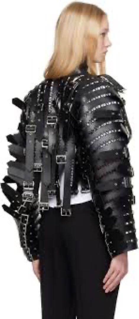 ノワールケイニノミヤ レザーベルトハーネス ドレス