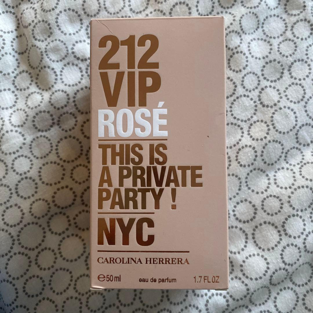 212 VIP Rosé 50ml オードパルファム