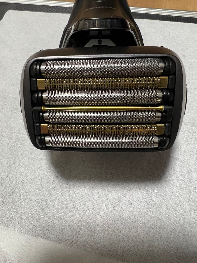 美品パナソニック(Panasonic) 6枚刃 ラムダッシュ ES-LS9Q