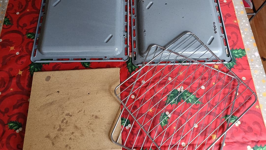 パンやケーキを手作り！デロンギ　コンベクションオーブンEO1853　～240℃