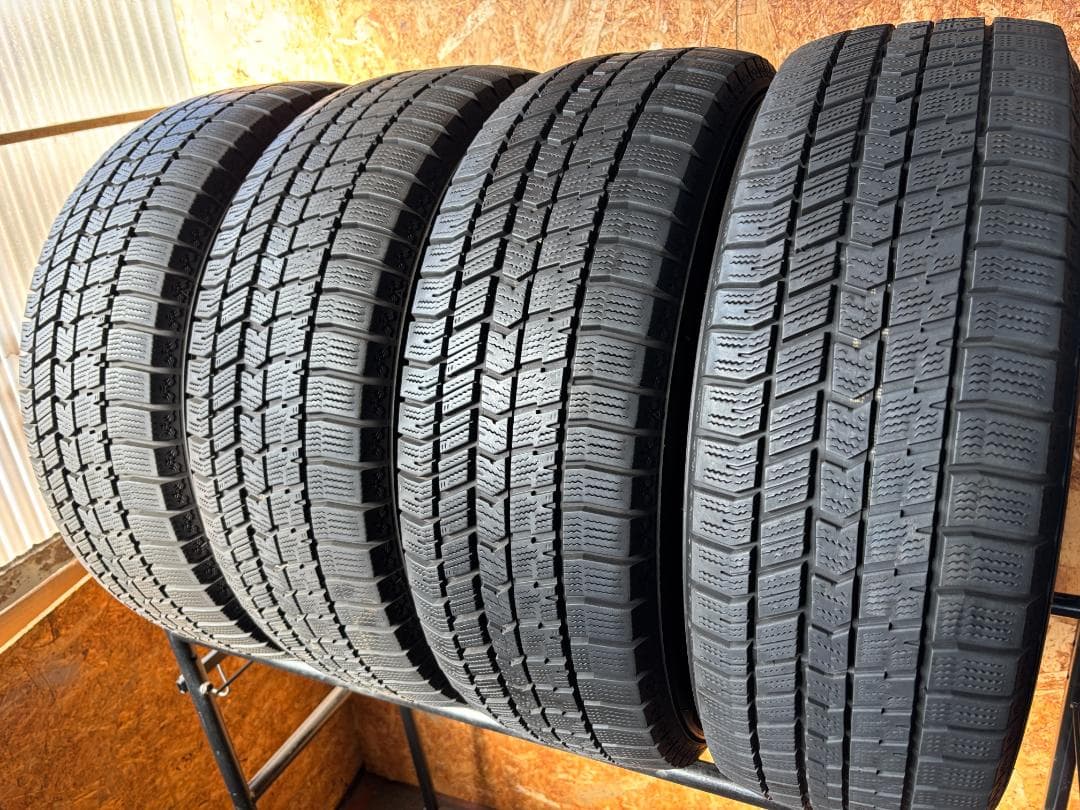 S-619【2022年製造】グッドイヤー ICENAVI8！215/65R16！