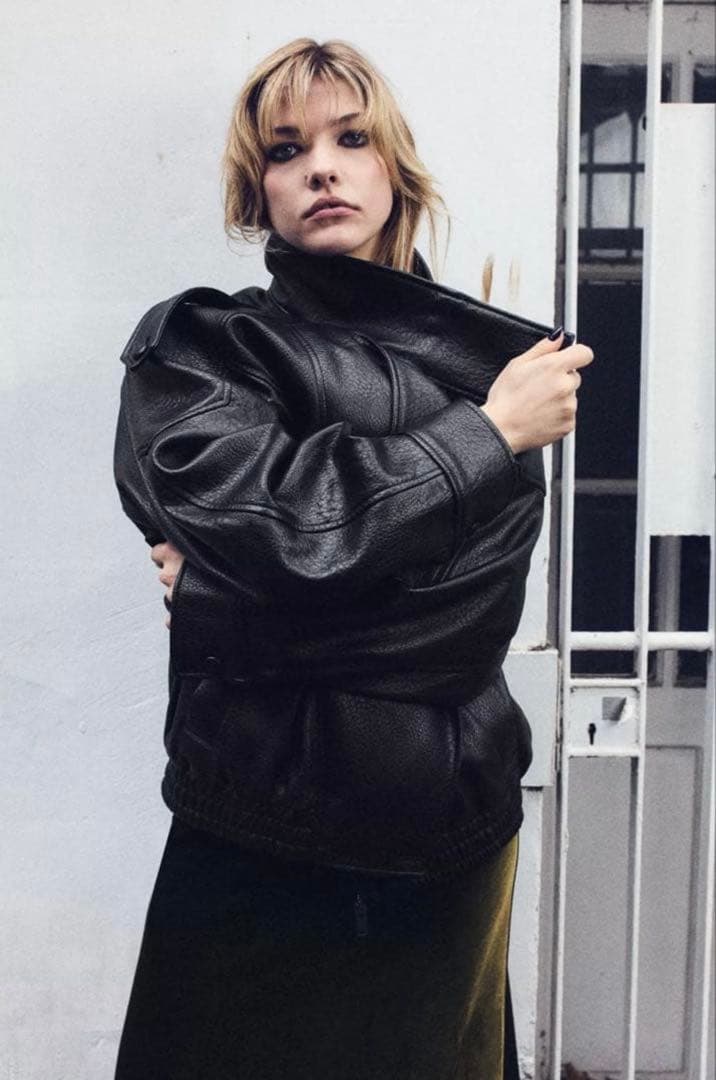 ZARA 完売　YSL似　黒 ハイネックフェイクレザージャケット