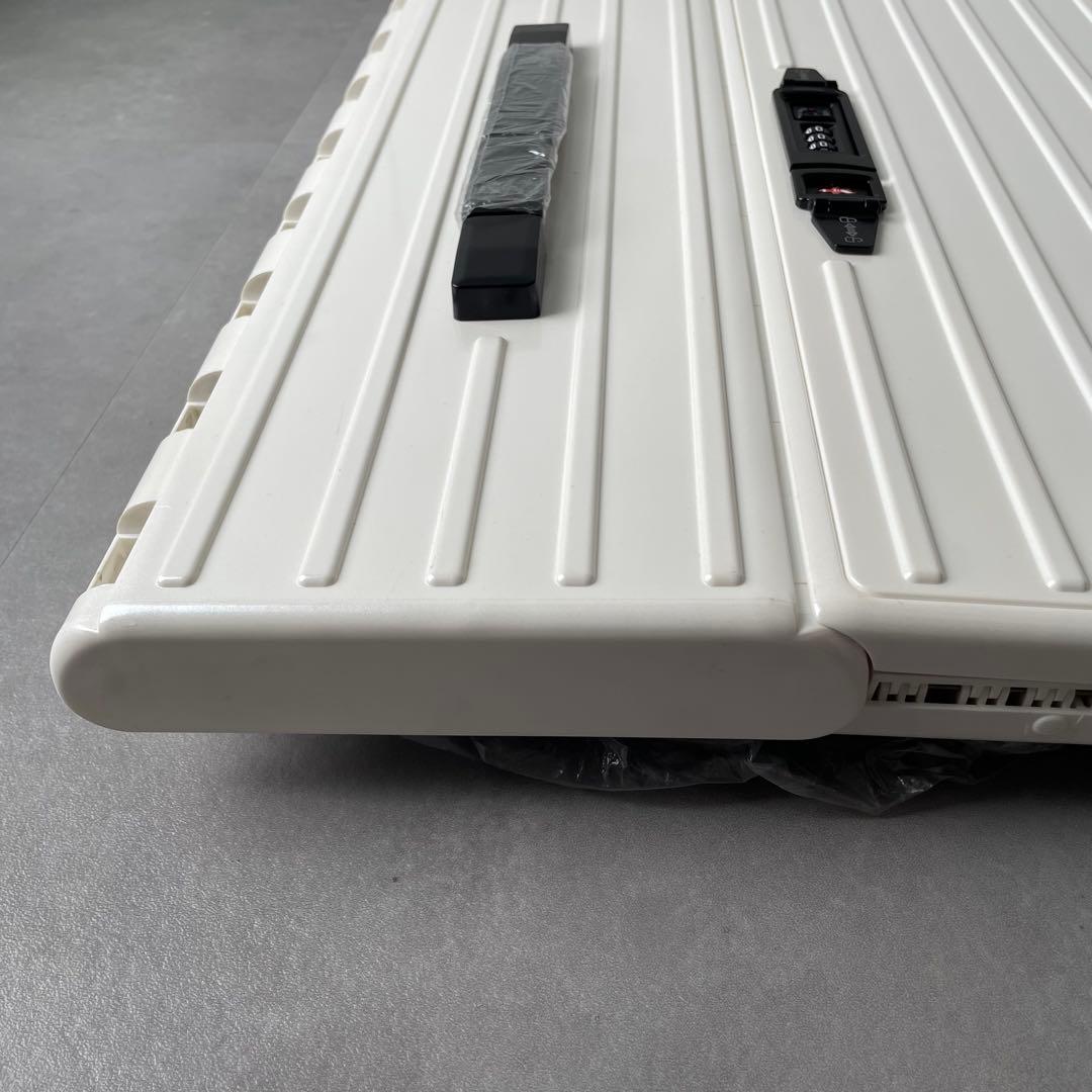 &.FLAT折り畳めるキャリーケース 機内持ち込み可能35Lスーツケースフラット