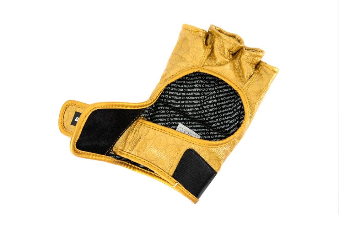 【独占】UFC 5Eight チャンピオン 公式グローブ新品 激レアXS-L
