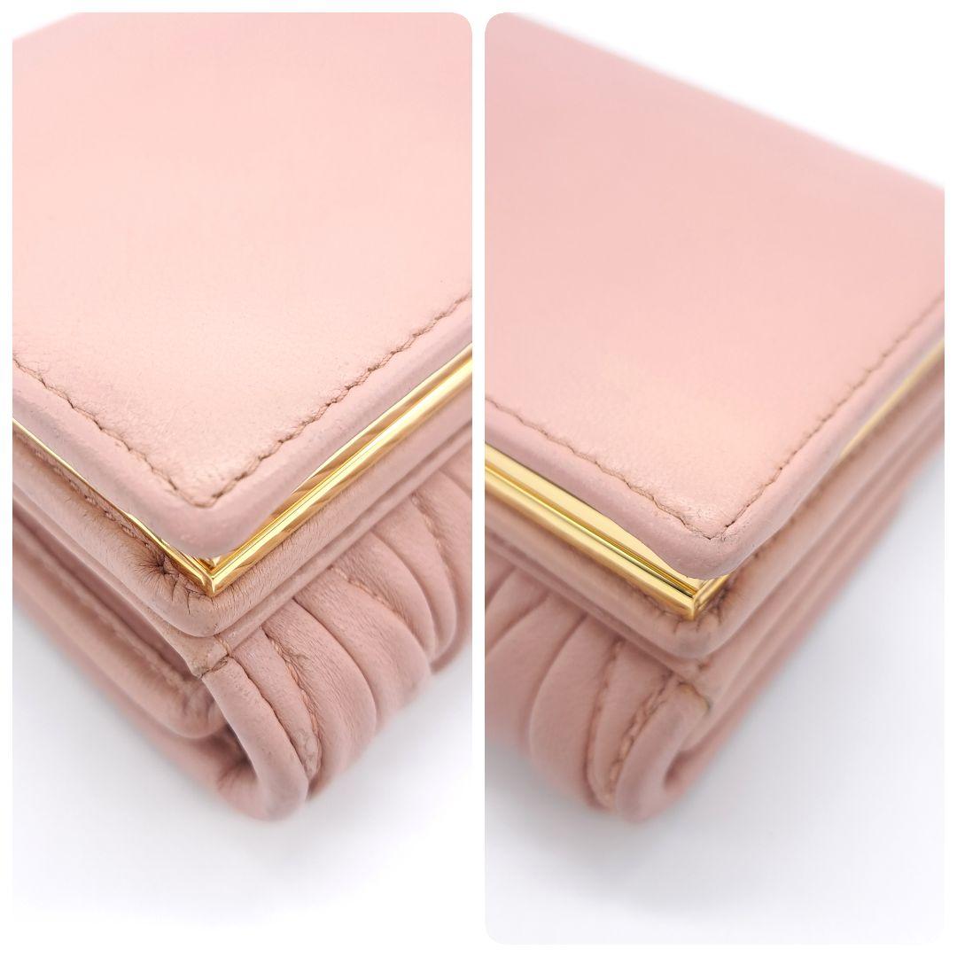 miu miu ミュウミュウ マテラッセ がま口 三つ折り財布 ORCHIDEA