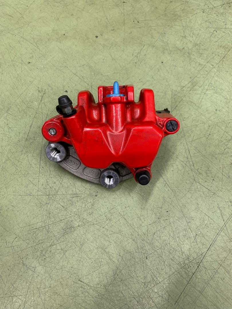 マジェスティS 純正ブレーキキャリパー　前後　sg52j 美品☆ おまけ付き☆