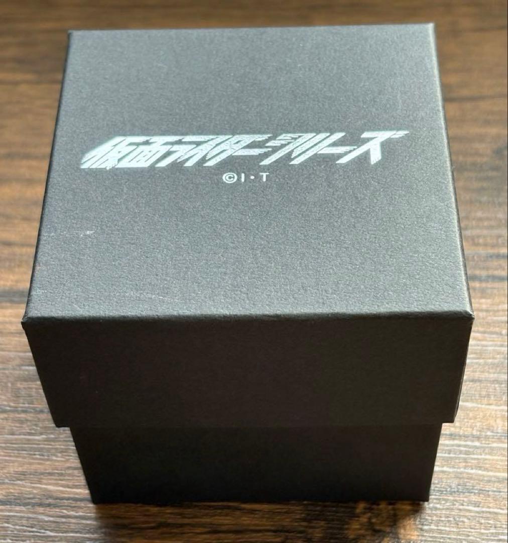 美品　仮面ライダー龍騎 ミラーワールドウォッチ 腕時計 バンコレ 箱付