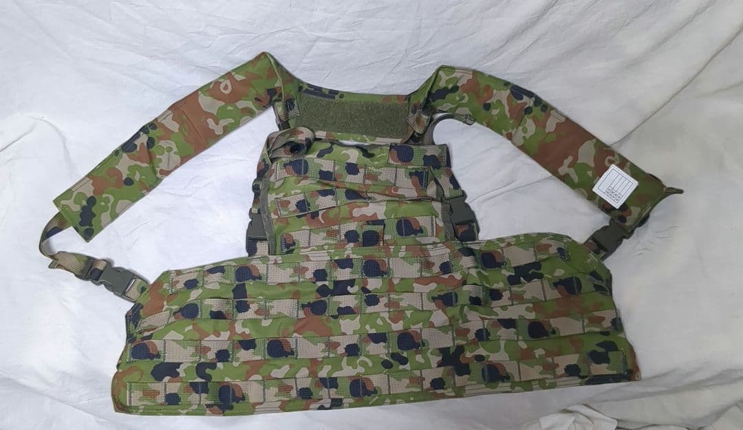 陸自迷彩　チェストリグ　　サバゲー装備