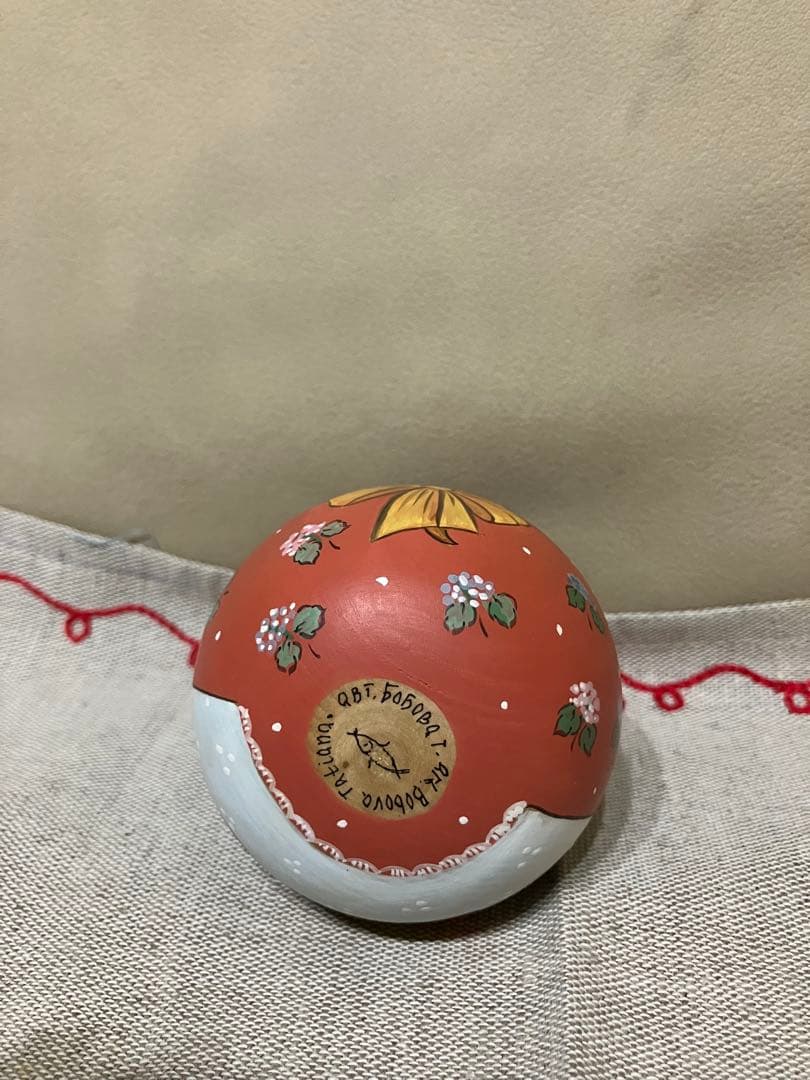 マトリョーシカ作家　タチアナ・ボボワ　起きあがりこぼし