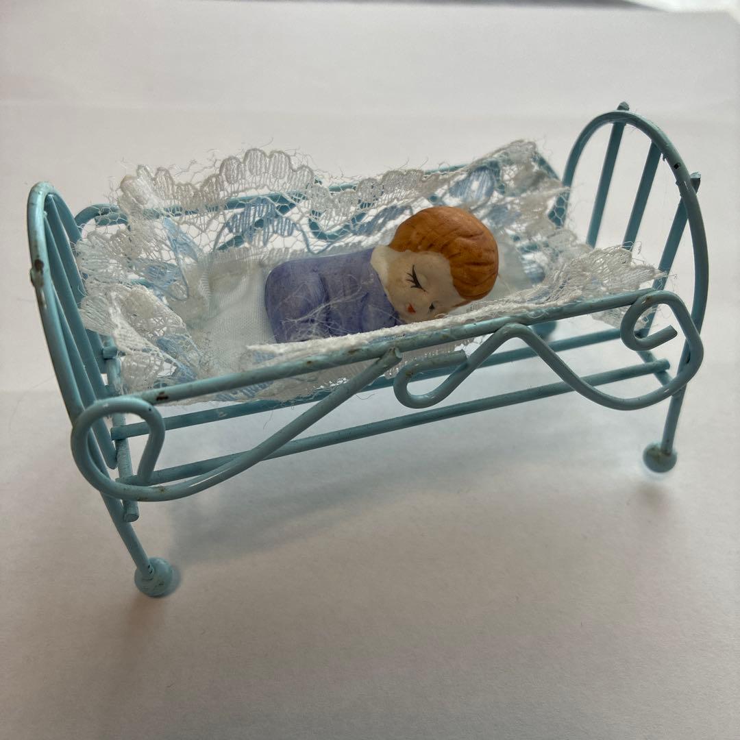★10希少　赤ちゃん　置物　ねんね　ベビーベット　かわいい　アンティーク　レース