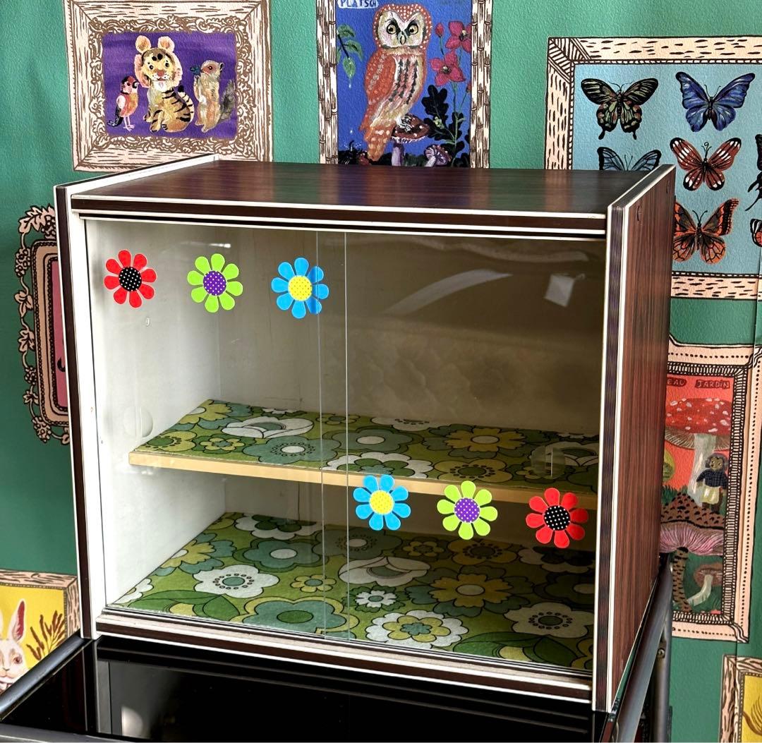 昭和レトロ　食器棚　ショーケース　ガラス戸　飾り棚　レトロポップ