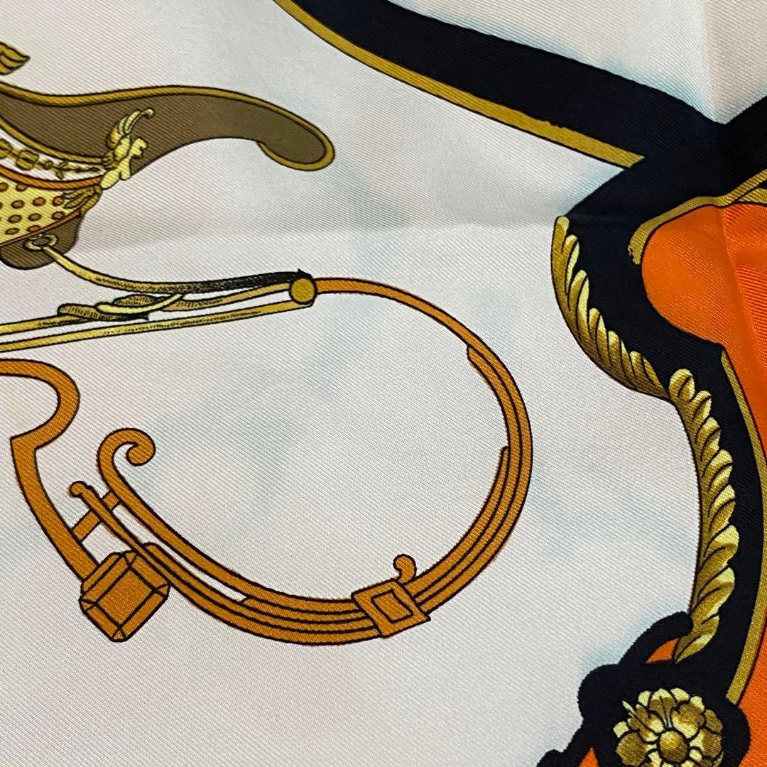 HERMESカレ90シルクスカーフ　スプリング　オレンジ