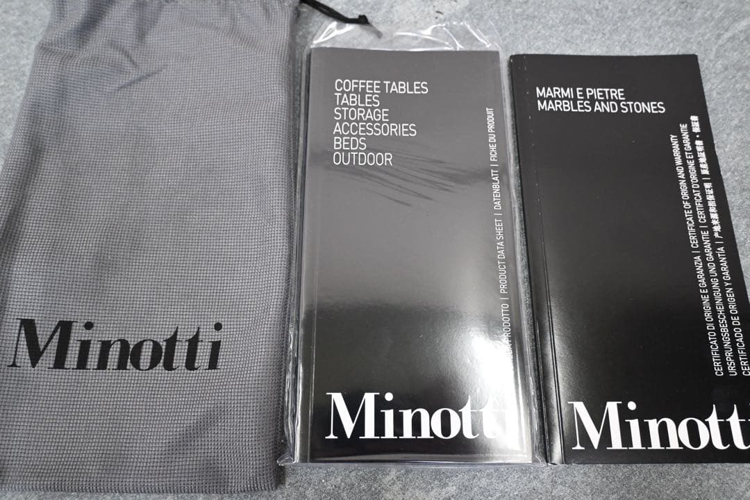 【展示極美品】Minotti ミノッティ Block Outdoorテーブル