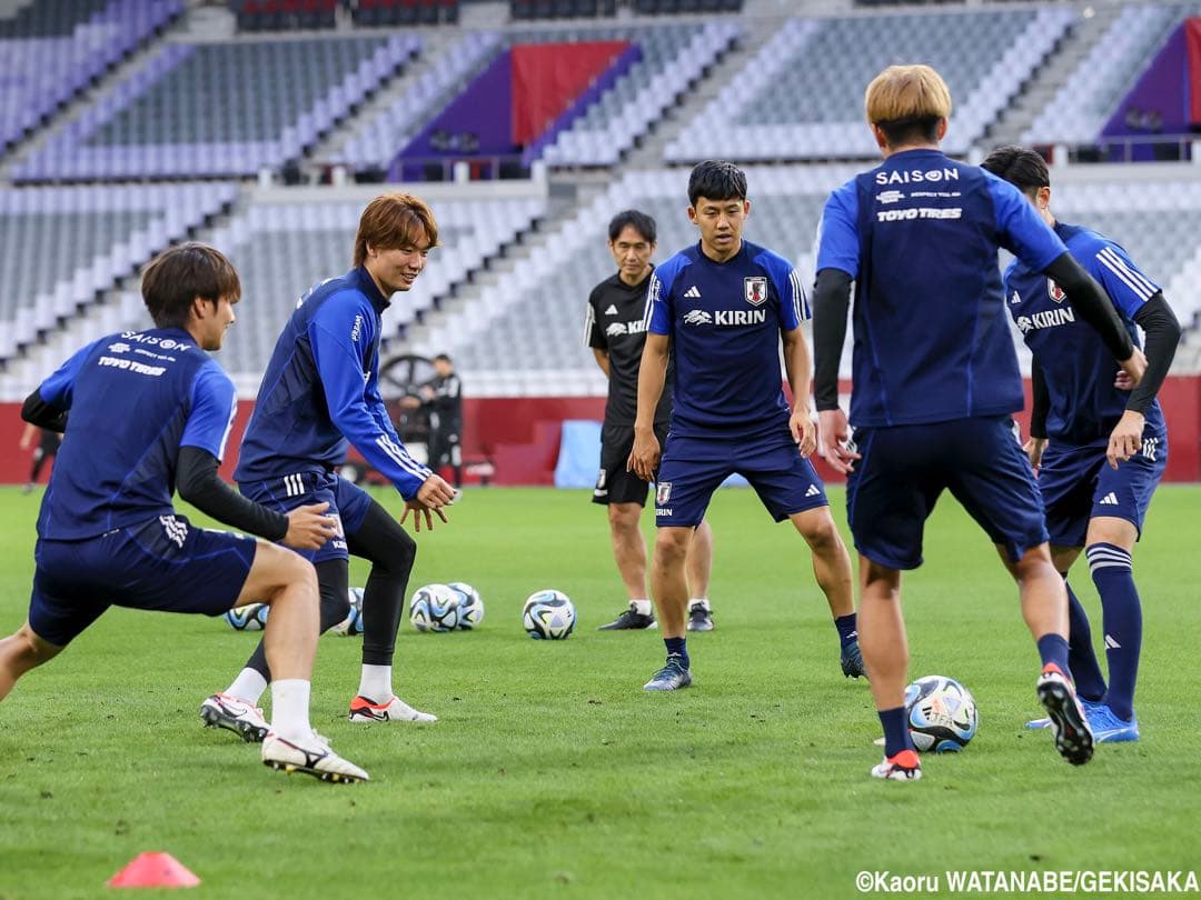 サッカー日本代表 トレーニングウェア 上下セット XXLサイズ 2023年