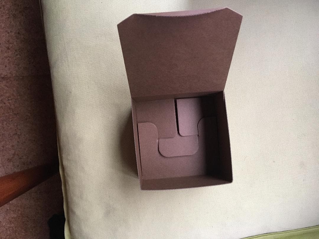 ギフトボックス、プレジェント小箱、段ボール箱　（100枚）