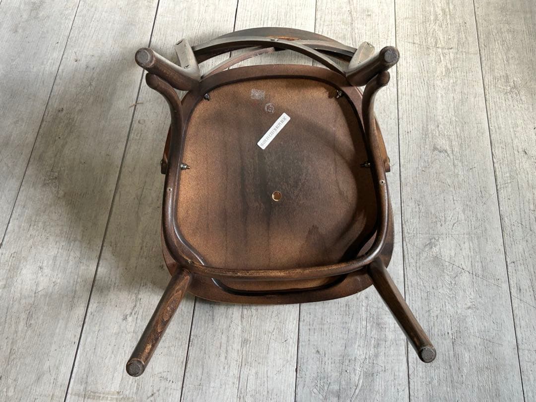 ① TON トン　クロスバックチェア　アンティーク　ヴィンテージ　チェコ　YK