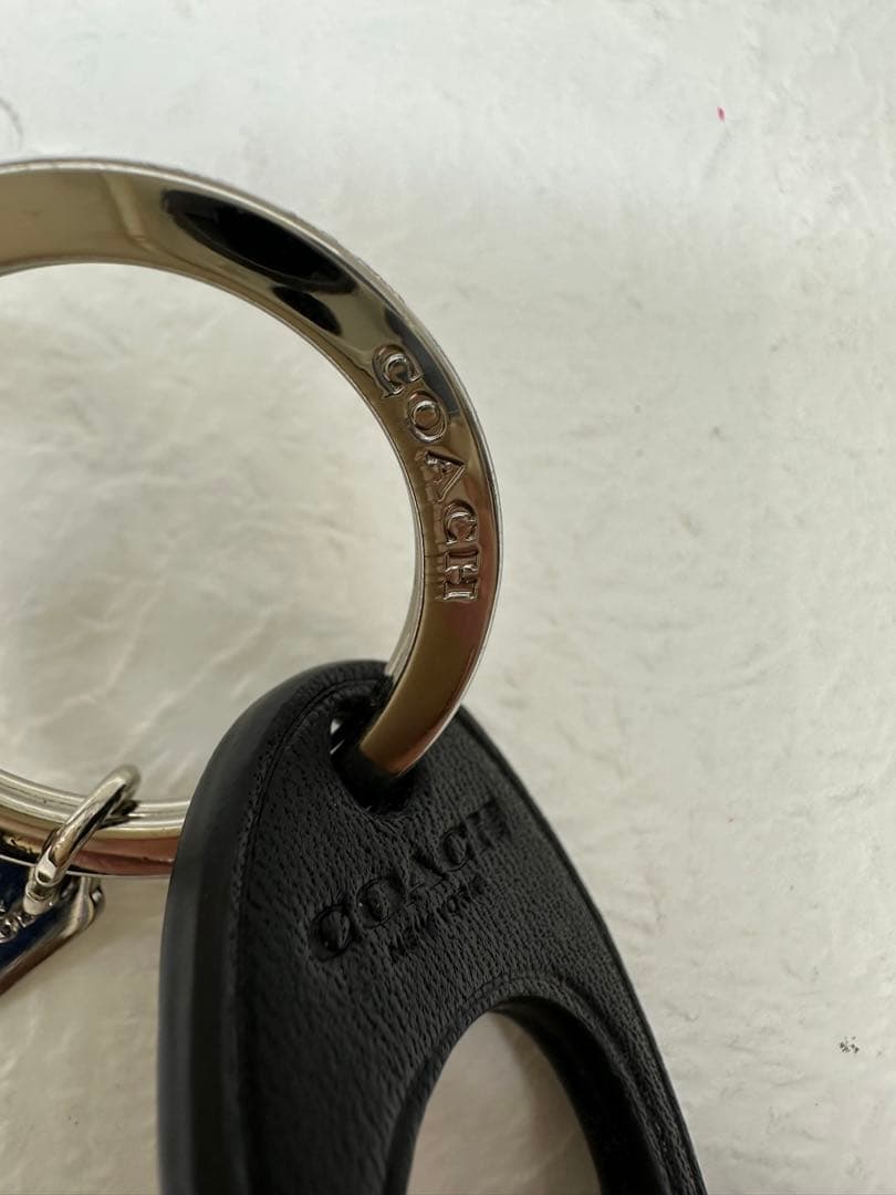 COACH キースヘリングクマ型キーホルダー ・キーホルダー2個