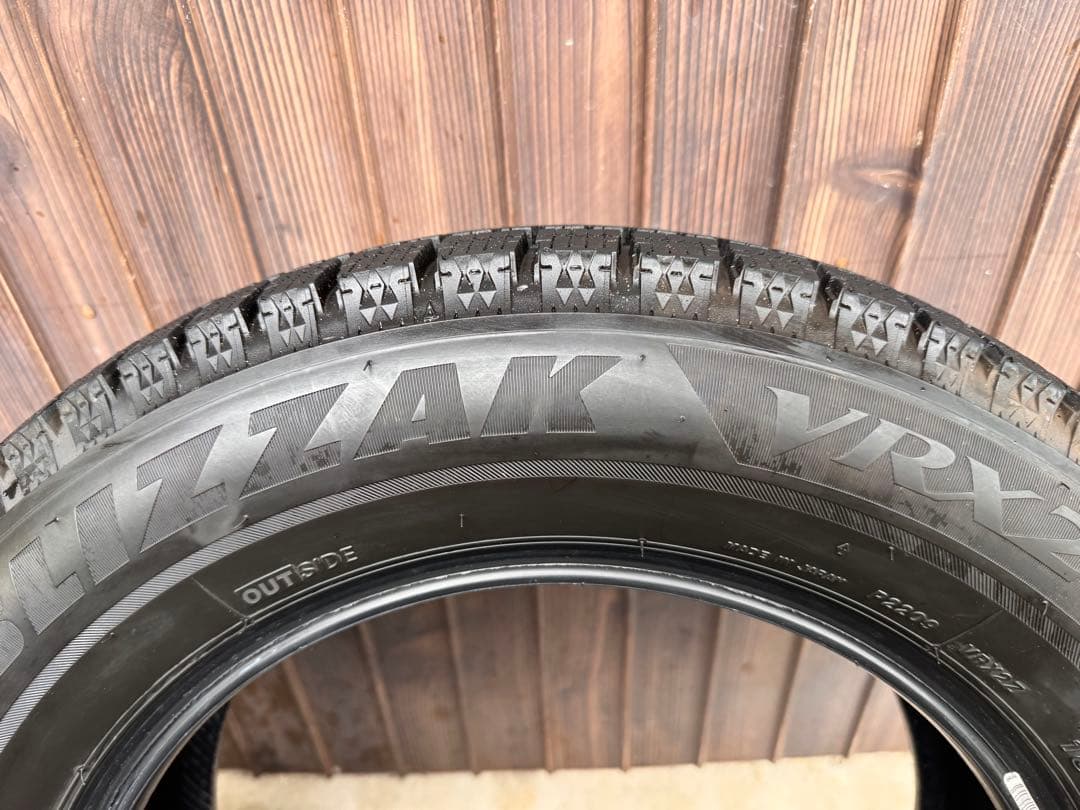 ブリヂストン BLIZZAK VRX2 185/65R15 2024年製造