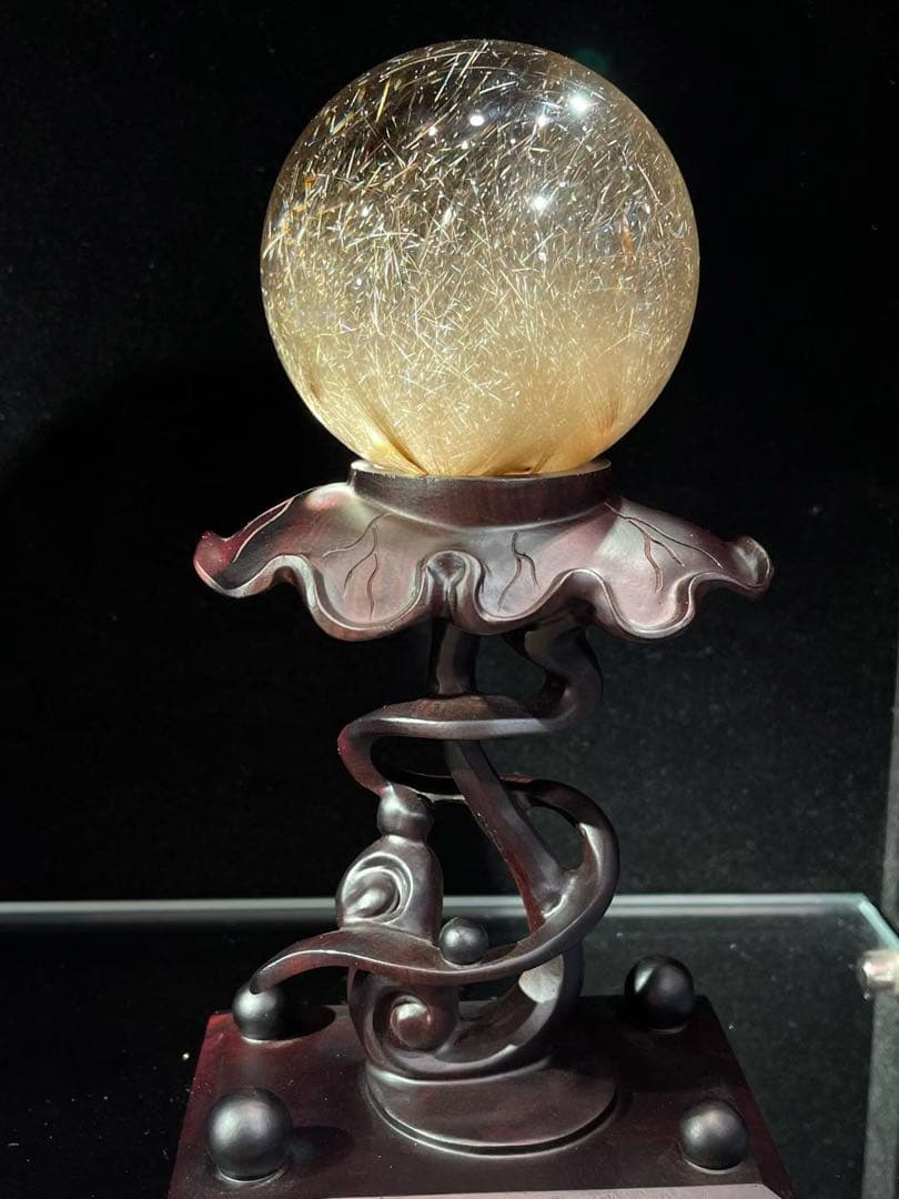 ⭐︎【極上品】天然銅色ゴールドルチルクオーツ 置物 65mm 321g