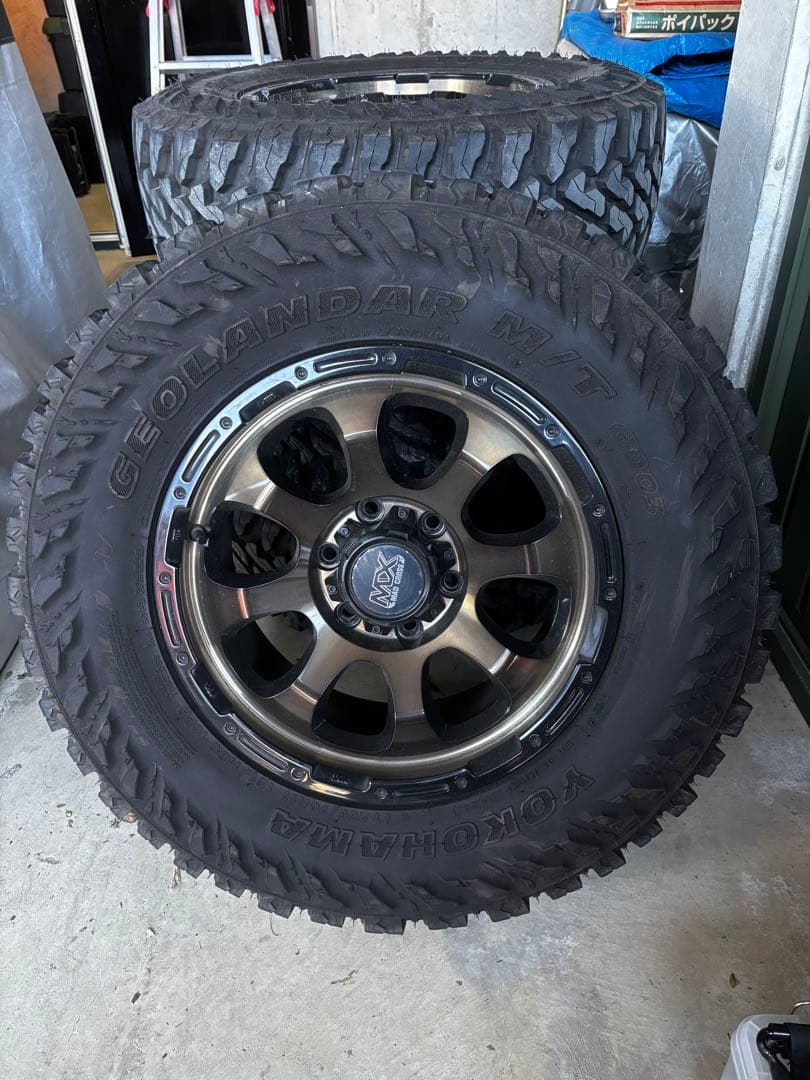 23年製　ヨコハマ ジオランダー M/T LT265/70R17 ホイールセット