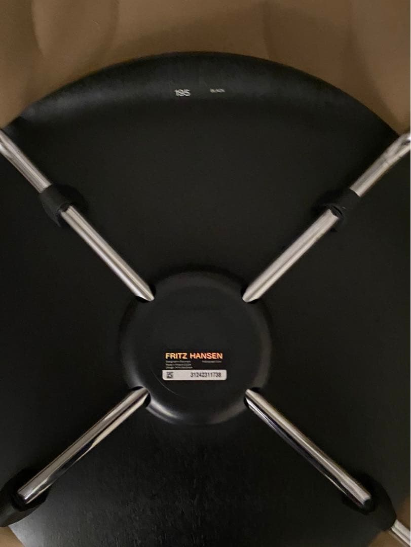 【新品未使用】fritz hansenセブンチェアmanmaru