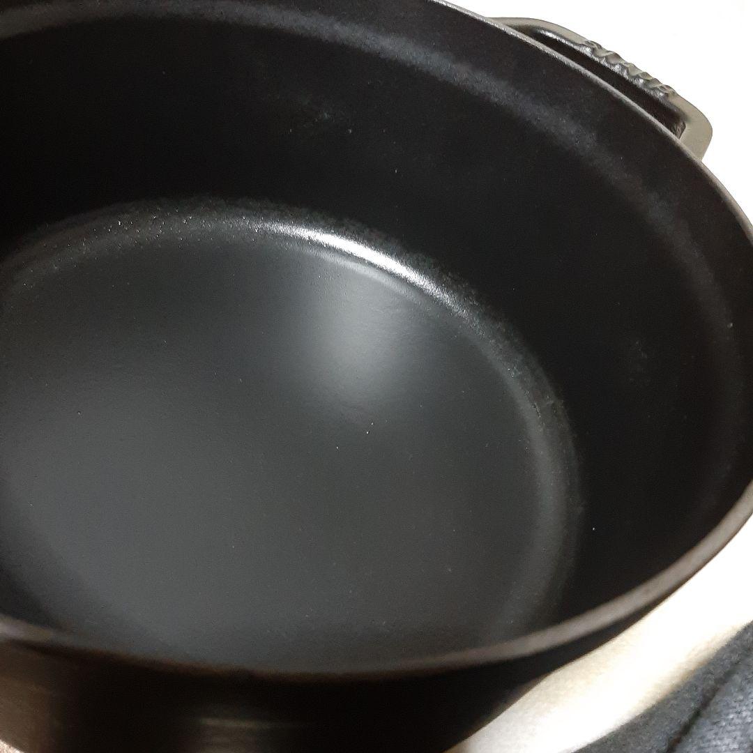 ストウブ ココット ラウンド 24cm 黒
